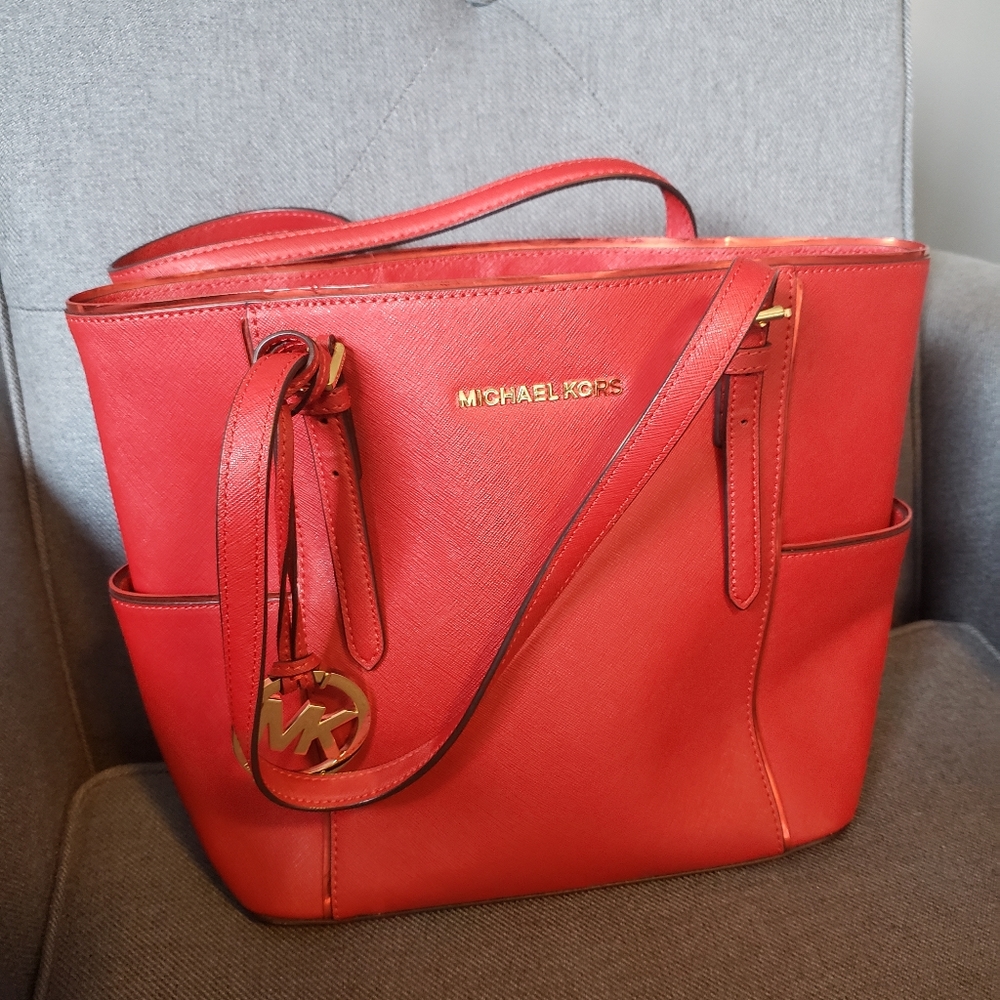 Michael kors tote